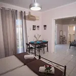 Aparthotel Kostas *