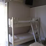 Aparthotel Kostas *