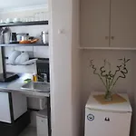 Aparthotel Kostas *