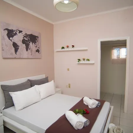 Aparthotel Kostas