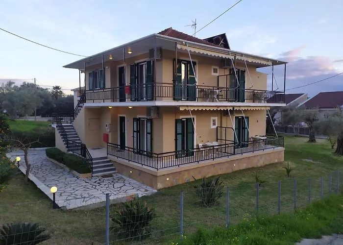 Kostas מלון דירות נידרי