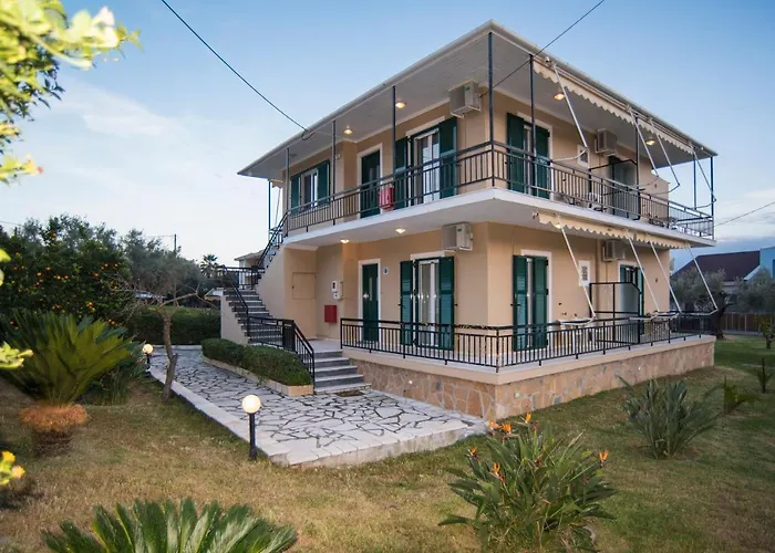 Kostas Lägenhetshotell *