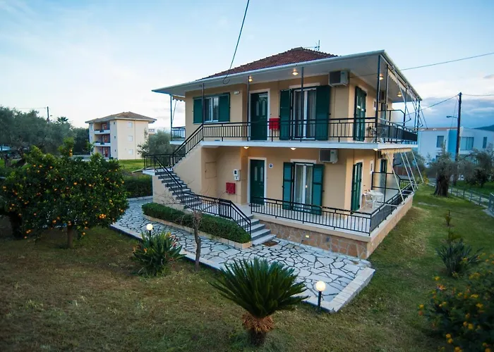 מלון דירות Kostas *